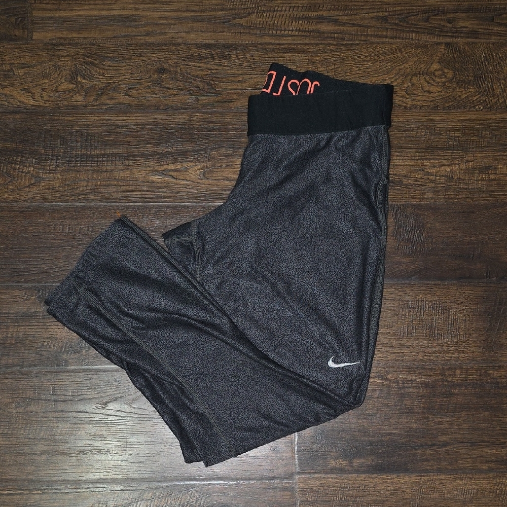 Nile Dri Fit Cropped Leggings Size S